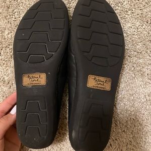 Natural Soul Shoes! GREAT for flight attendant!